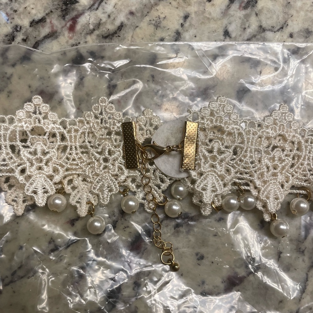 2 Lace Chokers - Picture 2 of 6
